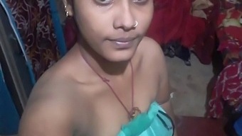 Desi Girls With Big Nipples And Big Tits In A Selfie