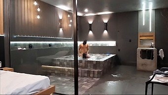 The Top-Rated Sexual Encounter In A Motel Bathroom